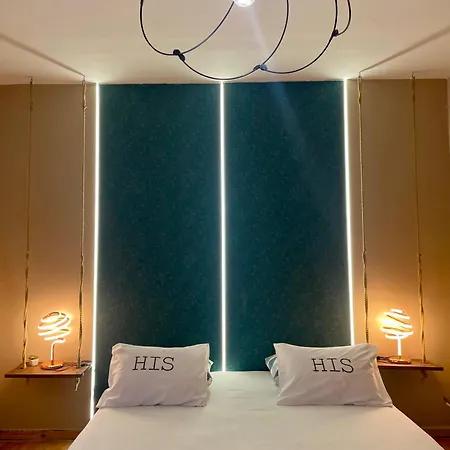 X 6 People Daire Tiran