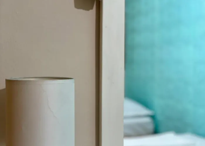 アパート X 6 People *