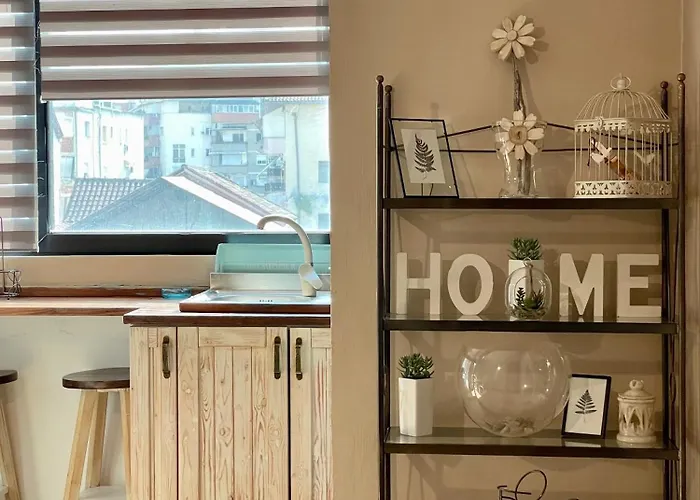 アパート X 6 People *