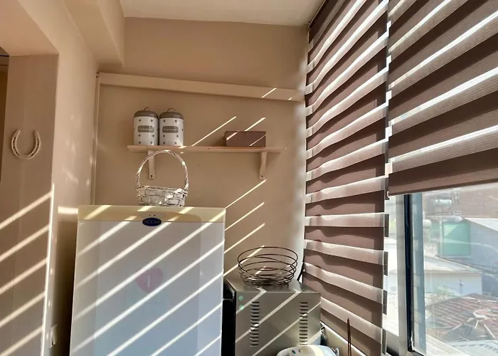 アパート X 6 People *